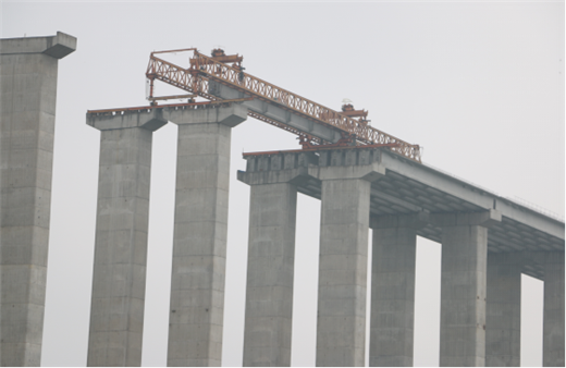 >> 特大桥大型深水基础钢套箱围堰施工工法 请问国内大型公路桥梁与特